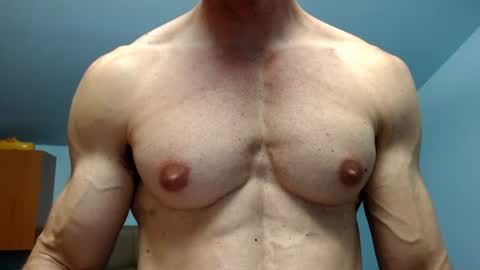 Snapshot of razorramon13 chatting on July 27, 7:21 pm razorramon13 online show from July 27, 7:21 pm