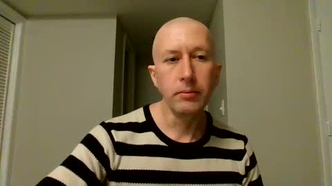 Snapshot of rbtknkstr chatting on January 3, 2:54 am rbtknkstr online show from January 3, 2:54 am