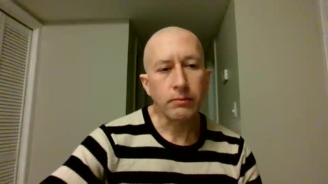 Snapshot of rbtknkstr chatting on February 23, 7:22 am rbtknkstr online show from February 23, 7:22 am