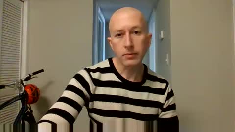 Snapshot of rbtknkstr chatting on October 31, 5:47 pm rbtknkstr online show from October 31, 5:47 pm