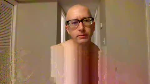 Snapshot of rbtknkstr chatting on November 1, 10:17 am rbtknkstr online show from November 1, 10:17 am