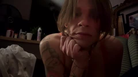 rcherrycola00 online show from March 18, 9:01 am