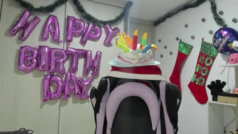 Rea    online show from December 8, 4:25 am