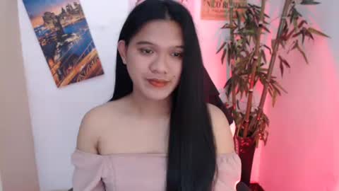 Snapshot of ready2care4youbabe chatting on November 24, 8:19 pm Beth online show from November 24, 8:19 pm