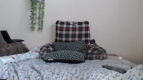 Snapshot of real_36_dd chatting on January 22, 3:51 pm Fannie online show from January 22, 3:51 pm