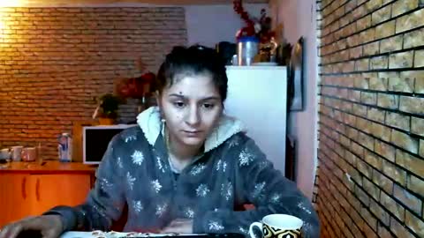 real_coupl3 online show from February 18, 4:19 am