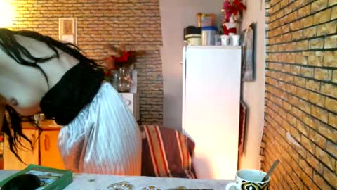 real_coupl3 online show from March 4, 7:58 am