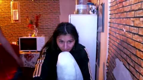 real_coupl3 online show from April 29, 6:58 pm
