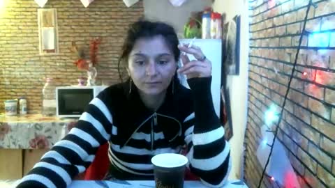 real_coupl3 online show from May 2, 7:02 am