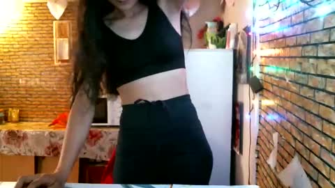 real_coupl3 online show from May 7, 5:57 am
