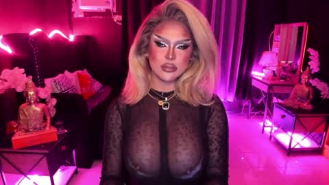 Snapshot of real_dom_phuta chatting on September 12, 2:28 pm Miss Katrina De Futah Goddess of HELL online show from September 12, 2:28 pm
