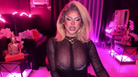 Snapshot of real_dom_phuta chatting on September 13, 2:33 am Miss Katrina De Futah Goddess of HELL online show from September 13, 2:33 am