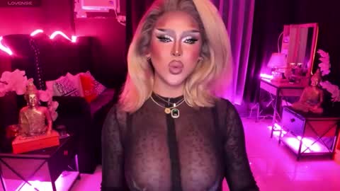 Snapshot of real_dom_phuta chatting on September 16, 10:27 am Miss Katrina De Futah Goddess of HELL online show from September 16, 10:27 am