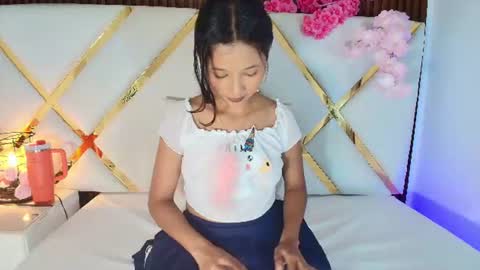 Snapshot of real_doncella_pussy chatting on June 19, 6:56 pm DONCELLA online show from June 19, 6:56 pm