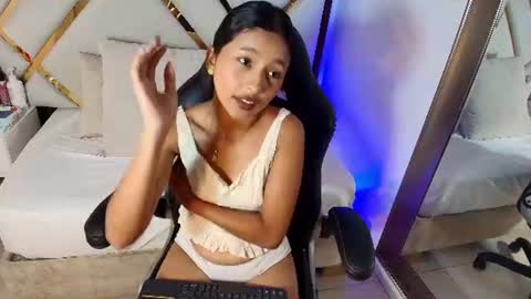 Snapshot of real_doncella_pussy chatting on July 10, 4:42 pm DONCELLA online show from July 10, 4:42 pm