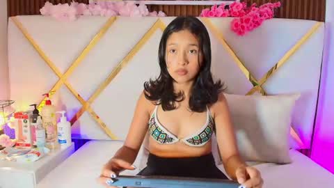 Snapshot of real_doncella_pussy chatting on July 16, 7:20 pm DONCELLA online show from July 16, 7:20 pm