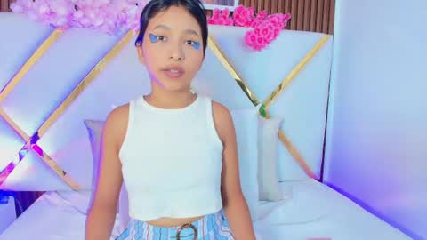 Snapshot of real_doncella_pussy chatting on July 25, 9:01 pm DONCELLA online show from July 25, 9:01 pm