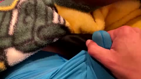 Snapshot of realbigload77 chatting on October 20, 8:37 am realbigload77 online show from October 20, 8:37 am