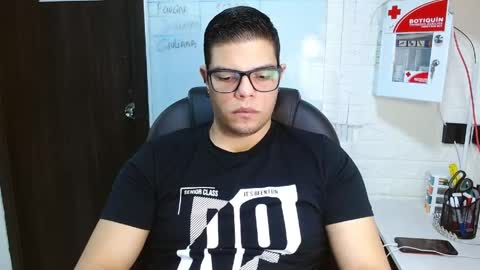 Snapshot of realjoel chatting on April 17, 11:57 am Joel online show from April 17, 11:57 am
