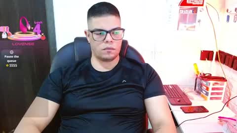 Snapshot of realjoel chatting on May 21, 12:34 pm Joel online show from May 21, 12:34 pm