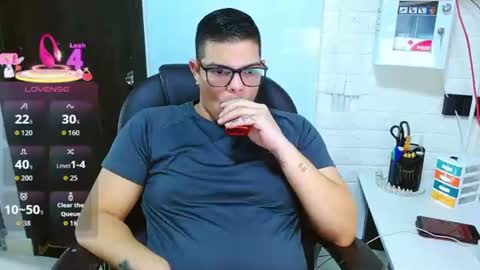 Joel online show from July 4, 12:33 pm