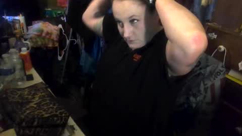 Snapshot of reallyredrum69th chatting on January 13, 5:18 pm reallyredrum69th online show from January 13, 5:18 pm