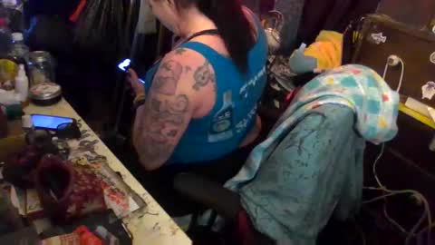 Snapshot of reallyredrum69th chatting on February 2, 7:01 pm reallyredrum69th online show from February 2, 7:01 pm