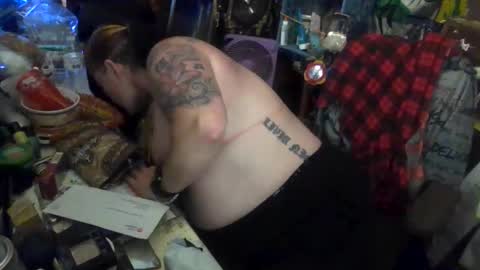 Snapshot of reallyredrum69th chatting on February 19, 3:24 am reallyredrum69th online show from February 19, 3:24 am