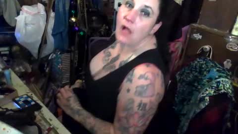 Snapshot of reallyredrum69th chatting on March 27, 8:20 am reallyredrum69th online show from March 27, 8:20 am