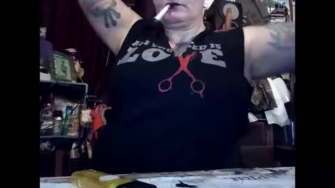 Snapshot of reallyredrum69th chatting on April 4, 7:39 am reallyredrum69th online show from April 4, 7:39 am