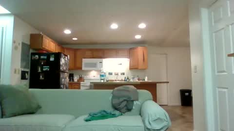 Snapshot of realmman86 chatting on February 1, 3:30 am realmman86 online show from February 1, 3:30 am