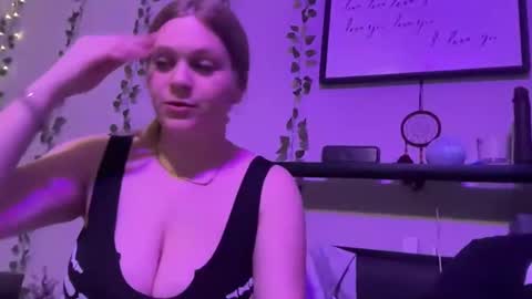 Snapshot of realpurp_ chatting on January 9, 7:52 am Preston  Stella online show from January 9, 7:52 am