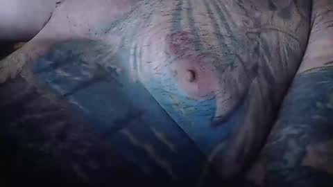 Snapshot of realrubpirate chatting on October 18, 6:37 am realrubpirate online show from October 18, 6:37 am