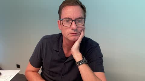 realstuff_ online show from June 17, 1:01 pm