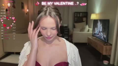 Snapshot of realsupermichael chatting on February 10, 9:25 pm AliceEve online show from February 10, 9:25 pm