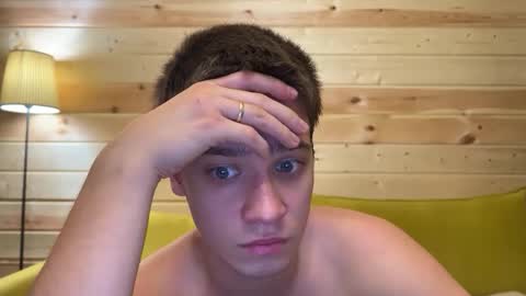 Snapshot of realsupermichael chatting on October 2, 5:09 pm AliceEve online show from October 2, 5:09 pm