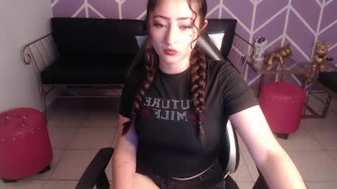 Snapshot of rebeca_dreams chatting on June 9, 9:15 pm Rebeca dreams online show from June 9, 9:15 pm
