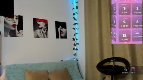 Snapshot of rebeca_marchetti chatting on June 28, 7:09 pm Rebeca Marchetti online show from June 28, 7:09 pm
