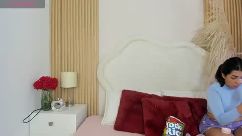 rebeca_taylor_ online show from June 27, 3:33 am