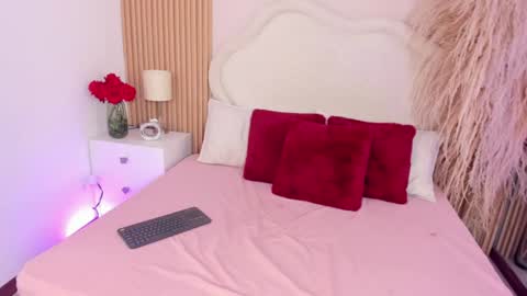 rebeca_taylor_ online show from July 25, 4:21 am