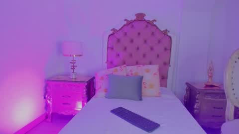 Rebeca Whatsson online show from November 21, 11:42 am