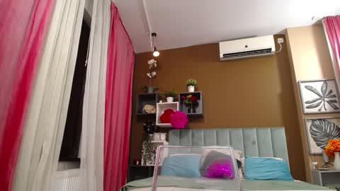 Snapshot of rebecablackx chatting on February 18, 4:58 am rebecablackx online show from February 18, 4:58 am