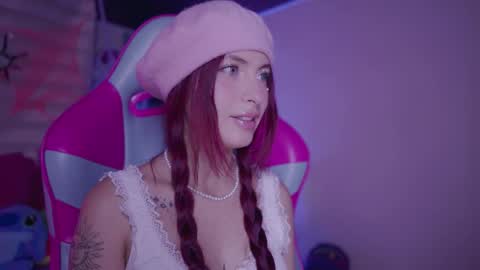 Snapshot of rebecah_1 chatting on October 14, 1:45 pm Rebeca  online show from October 14, 1:45 pm