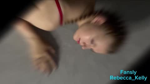 rebecca_____ online show from March 6, 2:30 am