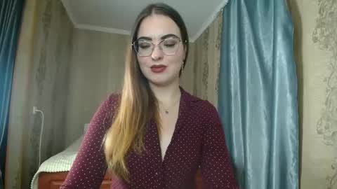 Snapshot of rebecca_ccaa chatting on November 5, 2:39 pm Rebecca online show from November 5, 2:39 pm