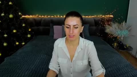 Snapshot of rebecca_diamonds chatting on January 13, 3:58 pm rebecca_diamonds online show from January 13, 3:58 pm