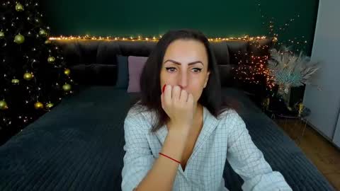 Snapshot of rebecca_diamonds chatting on January 21, 6:22 am rebecca_diamonds online show from January 21, 6:22 am