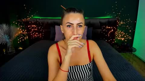 Snapshot of rebecca_diamonds chatting on September 22, 5:31 am rebecca_diamonds online show from September 22, 5:31 am