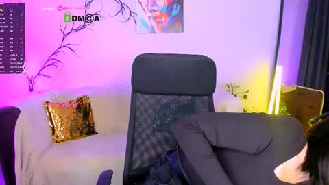 rebecca_smile_ online show from September 28, 7:36 am