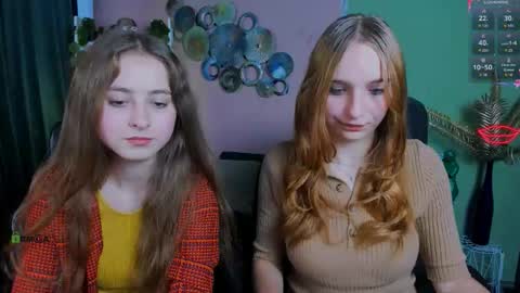 rebecca_smile_ online show from October 14, 12:50 pm